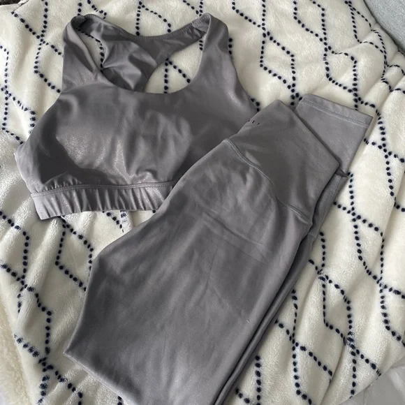 NWOT All-Fenix Set - Picture 2 of 7